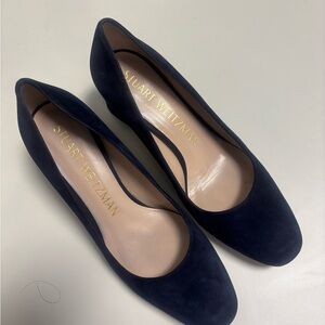 Stuart Weitzman Navy Suede Round-Toe Pumps